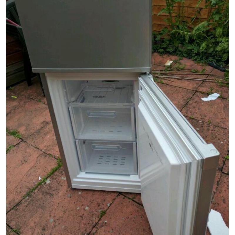 Bush Frost free Fridge freezer