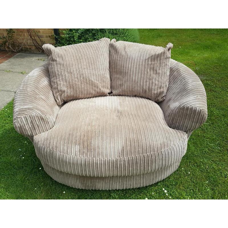 Harveys Cuddle chair/love chair/cushion back