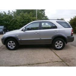 53 KIA SORENTO 2.5CRDi XE 4X4 TURBO DIESEL MANUAL, 88K FSH 11 STAMPS MOT JAN 17