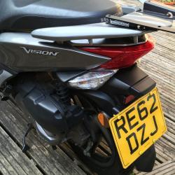 Honda Vision 50CC 2012 - Great condition, Incl. Tucano rain cover