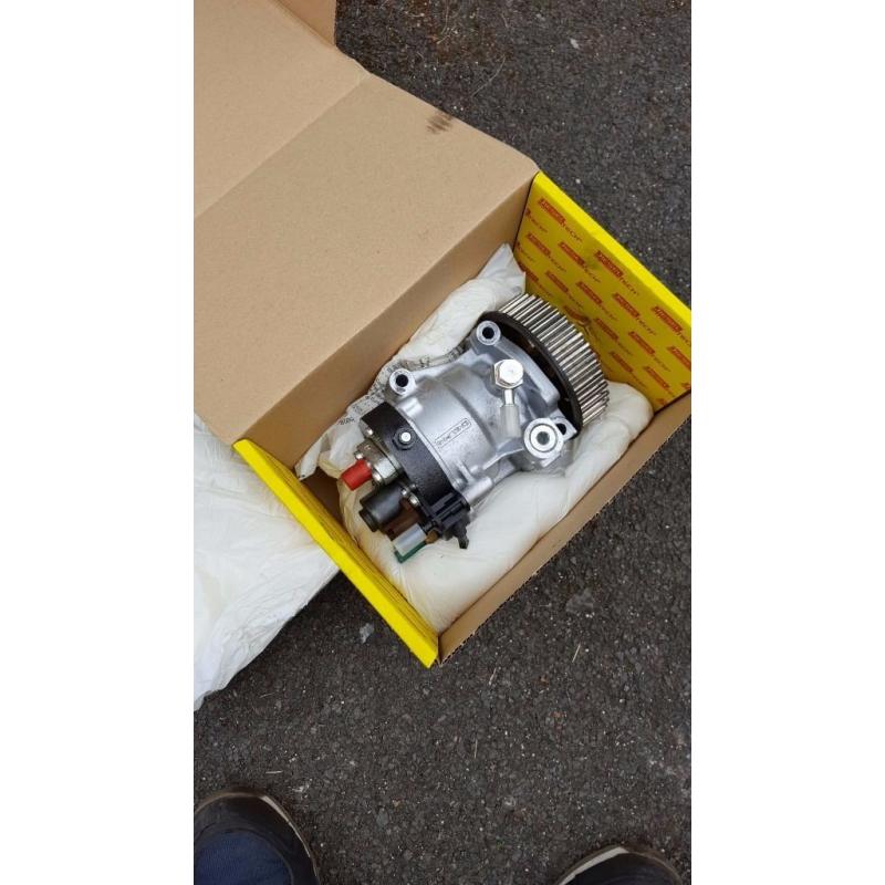 Delphi injection pump 9042A070C Megane/Kangoo/Logan/Clio/Almera 1.5Dci