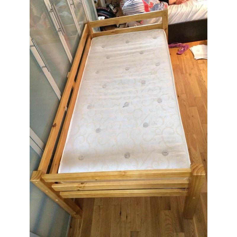 Single bed with mattress