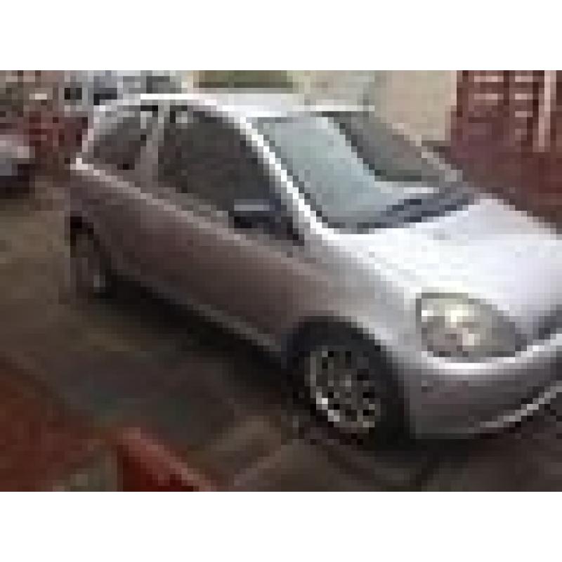 TOYOTA YARIS SR, 1.3 petrol, 3 door hatchback.