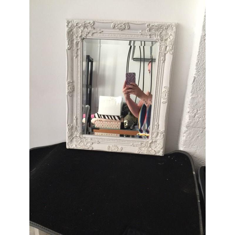 Vintage style mirror