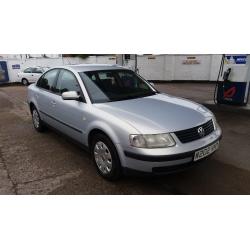 2000(W)VW PASSAT 1.8 MET SILVER,LOW MILES,LONG MOT,CLEAN CAR,GREAT VALUE!