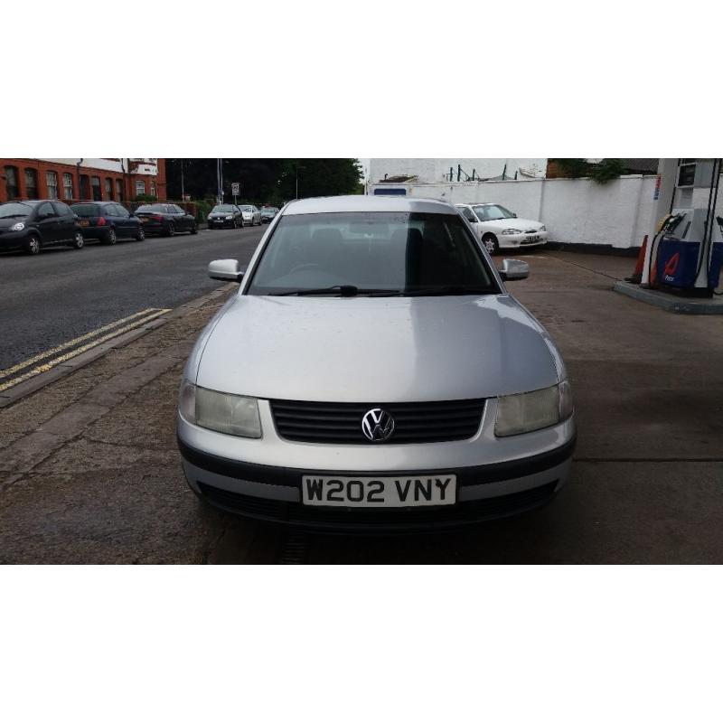 2000(W)VW PASSAT 1.8 MET SILVER,LOW MILES,LONG MOT,CLEAN CAR,GREAT VALUE!