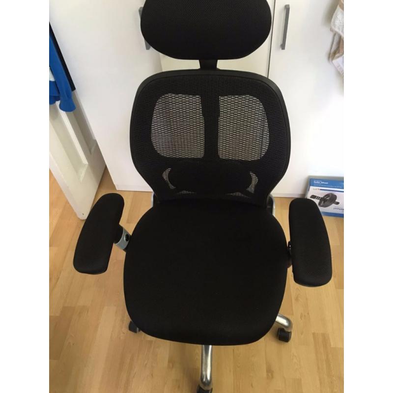 Ergonomic Manager Chair