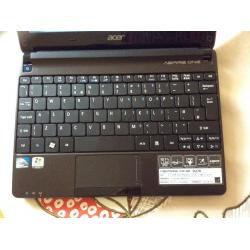 Netbook Acer aspire one D270