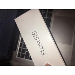 iPhone 5S 16gb Silver BRAND NEW IN BOX (EE)