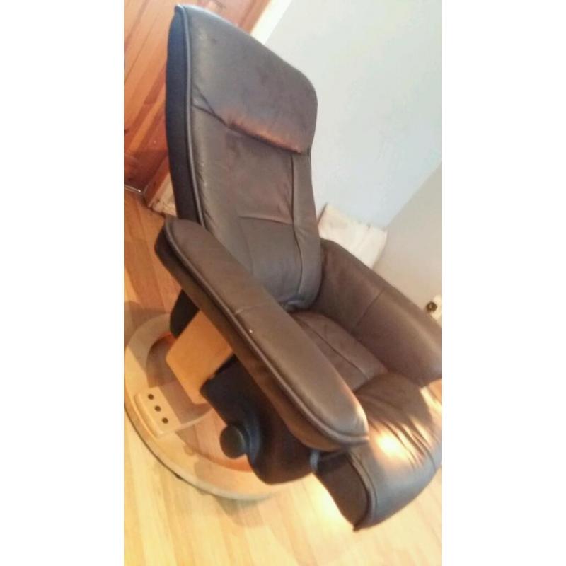 Leather reclining chair brown (office chair)