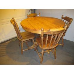 SOLID PINE PEDSTAL FARMHOUSE STYLE ROUND EXTENDING DINING TABLE AND FOUR 4 CHAIRS FREE DELIVERY