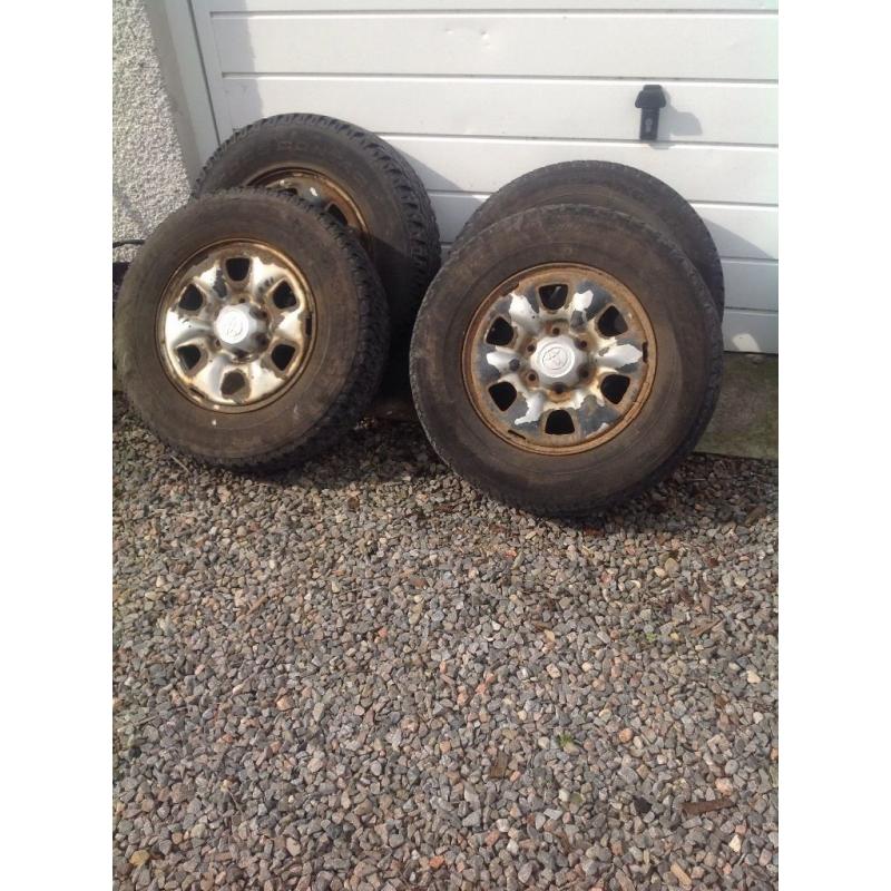 Toyota Hilux 16" Steel wheels and tyres