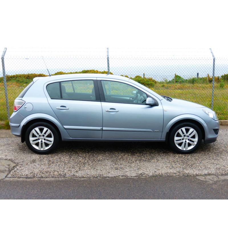 Vauxhall/Opel Astra 1.6 16v ( 115ps ) 2007.5MY SXi