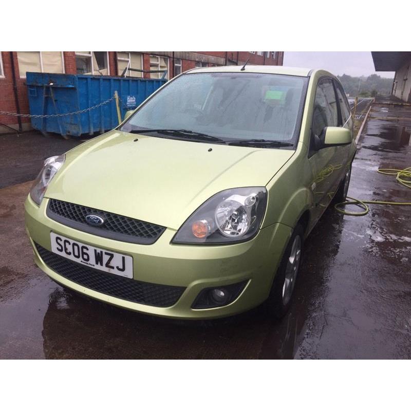 Bargain Ford Fiesta freedom 1.25 petrol full years MOT