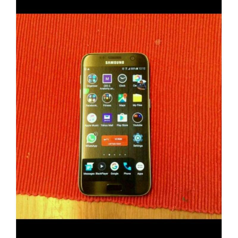 Samsung galaxy S7 mint condition