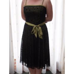 Minuet green and black dress - size 12