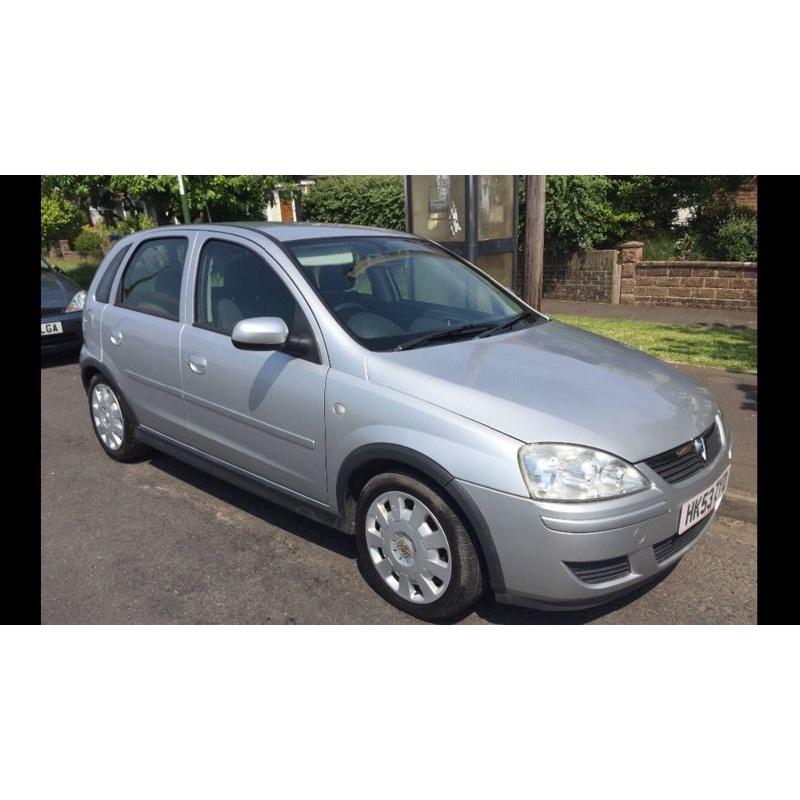 Vauxhall Corsa 1.2 design 5 door 2003