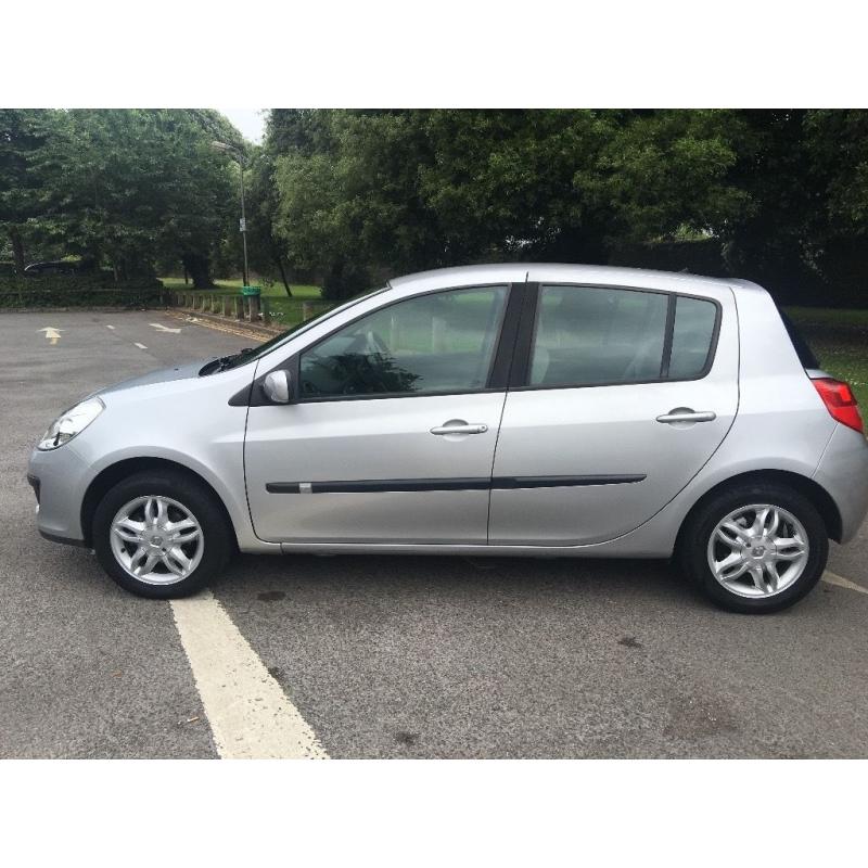 Renault Clio 1.6 VVT Privilege 5dr AUTOMATIC Silver 2007