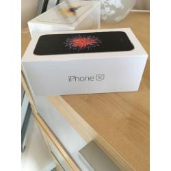 iPhone SE 16GB Brand New/Sim Free/Unlocked/Space Grey.