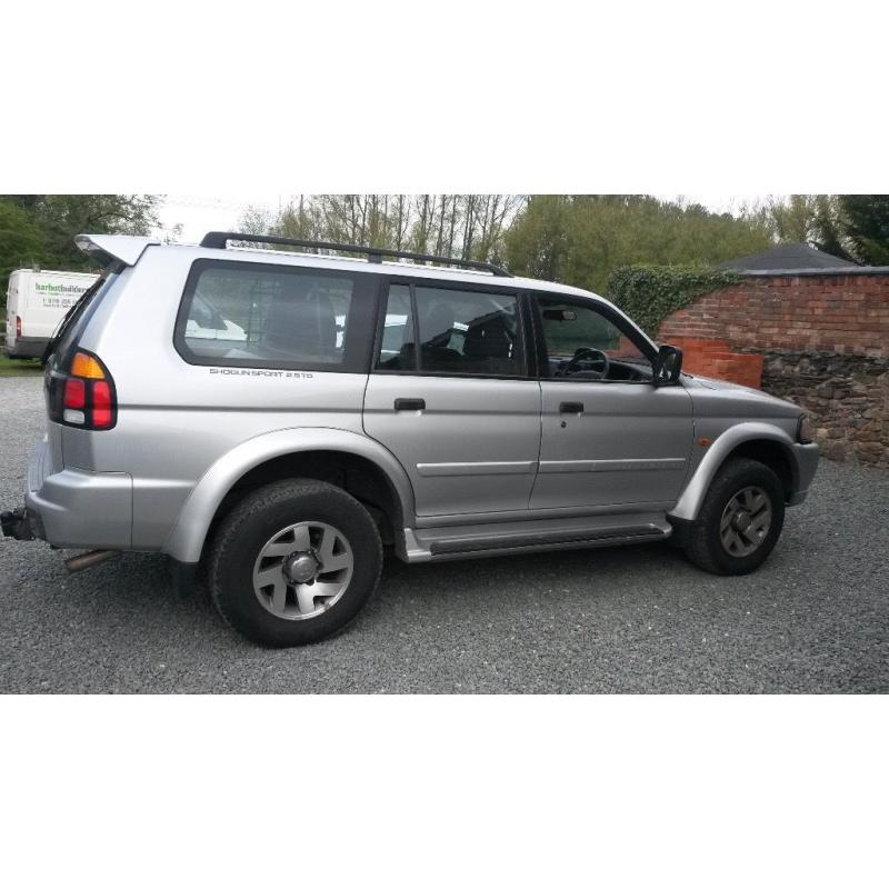 Mitsubishi SHOGUN SPORT 2.5TD Manual 4WD/2WD