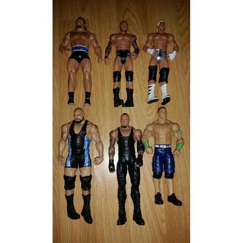 6 WWE figures excellent condition barely played with