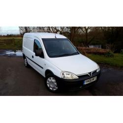 Vauxhall Combo 1.3CDTi 16v 1700 Nice small white van with low miles