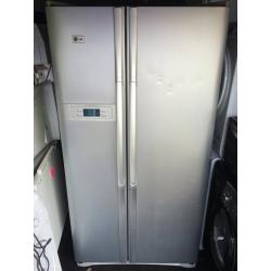 Refurbished LG GR-B207GUQA American Side-by-Side Silver Fridge Freezer. 3 month money back guarantee