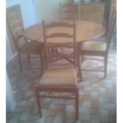 Pine kitchen table and 4 matching chairs