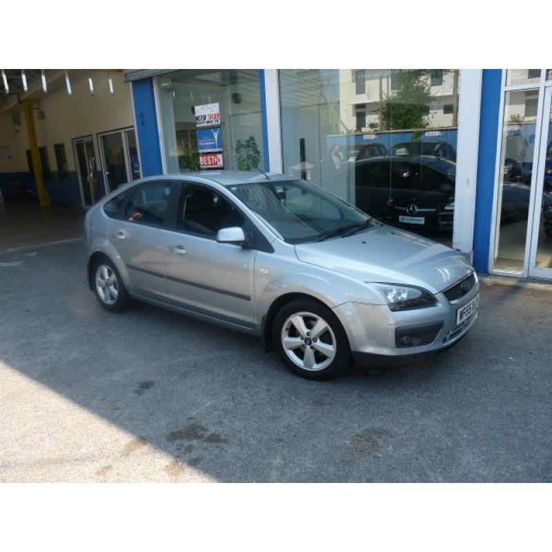 FORD FOCUS 1.6 115 ZETEC CLIMATE 5 DR HATCHBACK PETROL MANUAL