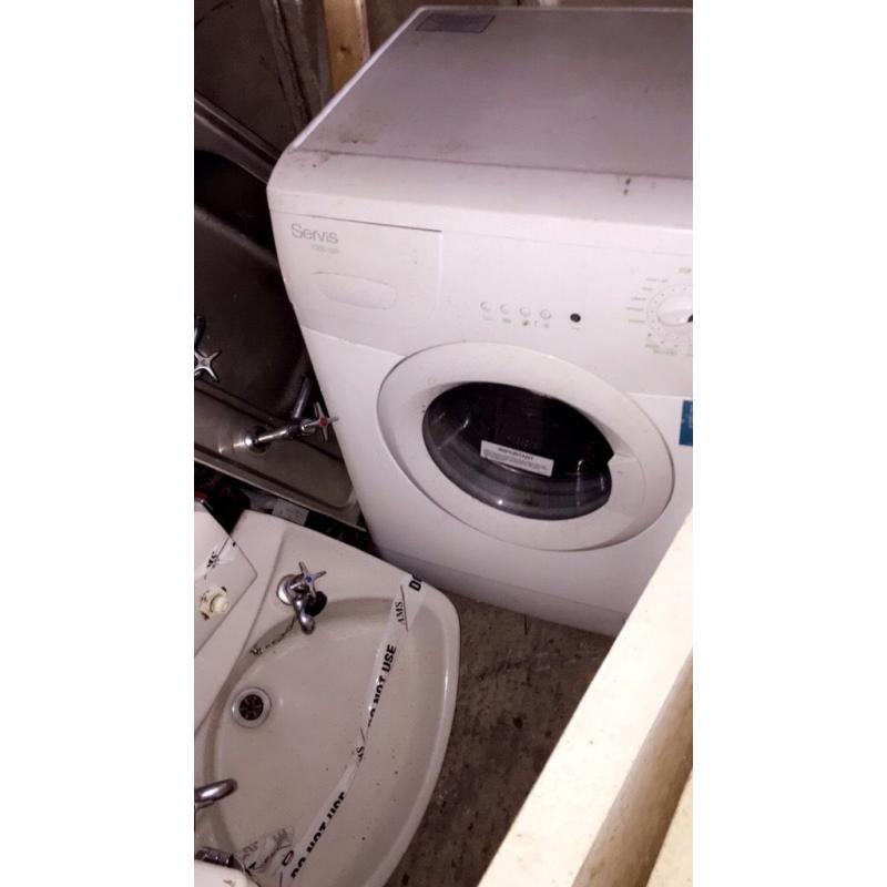 Used beds 5 doors and a kitchen sink washing machine