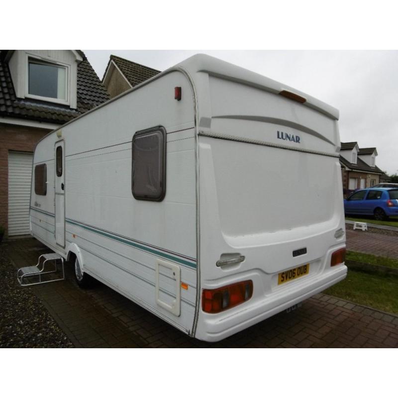 Lunar Lexon EB 2003 4 Berth Fixed Bed