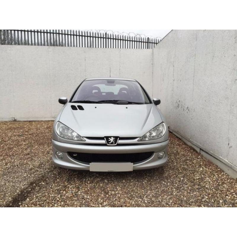 PEUGEOT 206 1.4 SE 3d 74 BHP (silver) 2005