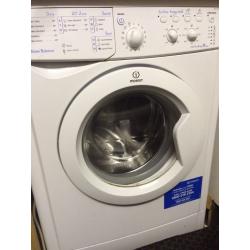 Indesit Washing Machine, less than a year old, Excellent Condition