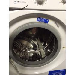 Indesit Washing Machine, less than a year old, Excellent Condition