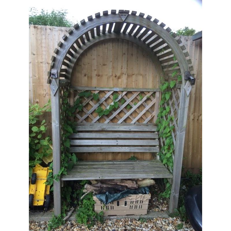 Wooden garden love seat