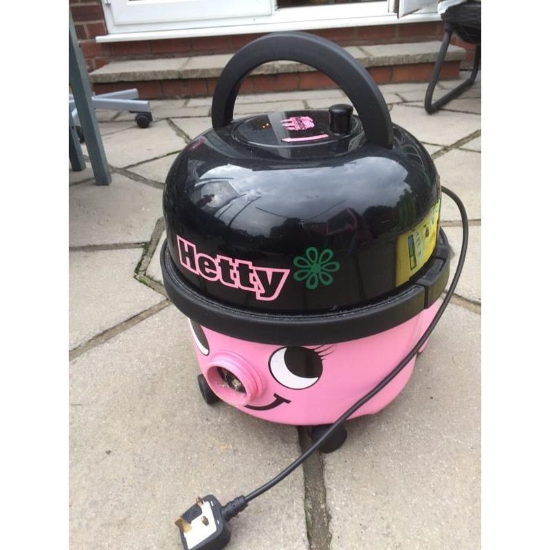 Hetty vacuum