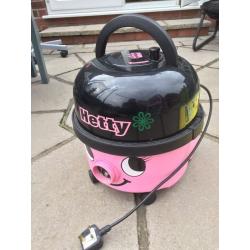 Hetty vacuum