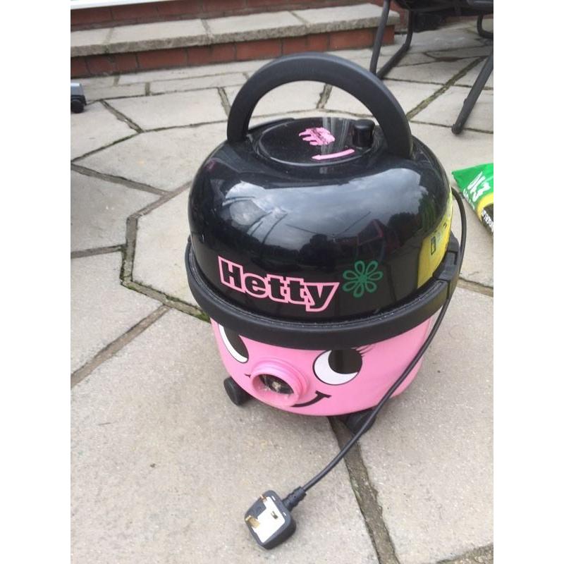 Hetty vacuum