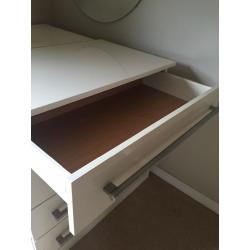 Cream gloss chest of 4 drawers