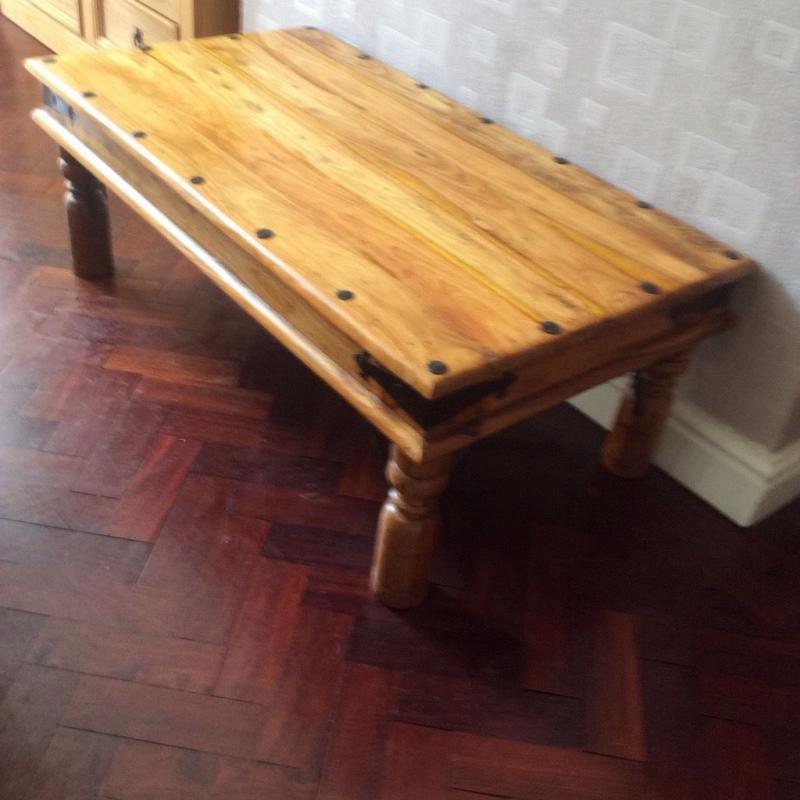 Rustic Style Coffee Table