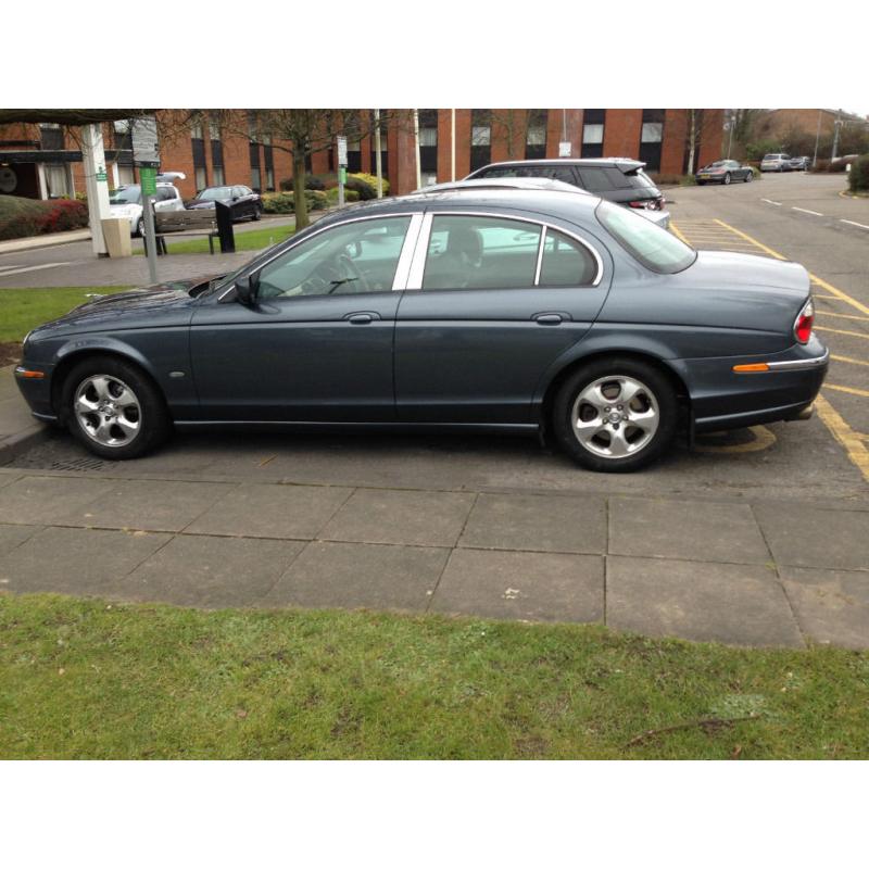 2001 immaculate Jaguar S type sport