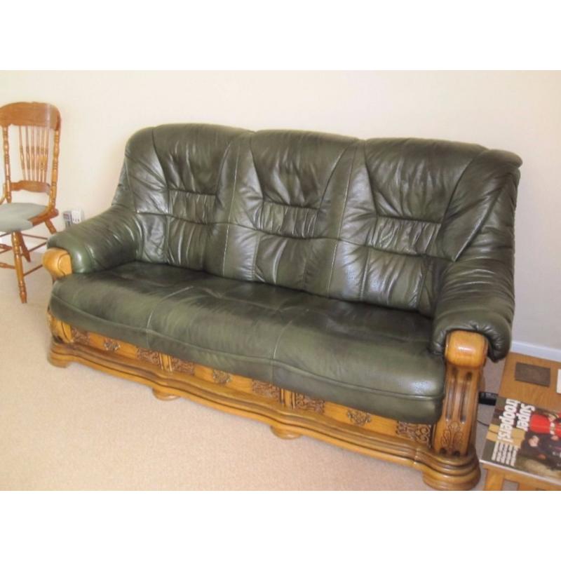 3 Seater Leather Settee