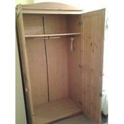 Good Condition Pine Bedroom Furniture