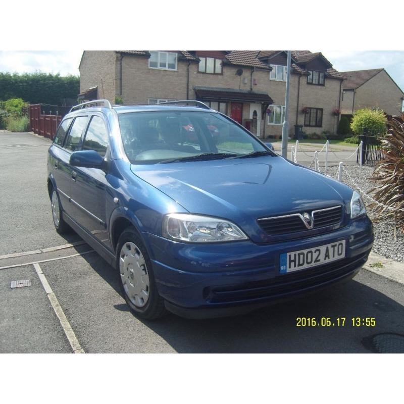 Vauxhall Club Estate Automatic 1.6 2002 Metallic Blue with sunroof