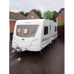 Lunar delta 640ew 2005 4 berth fixed bed twin axle Chris registration document