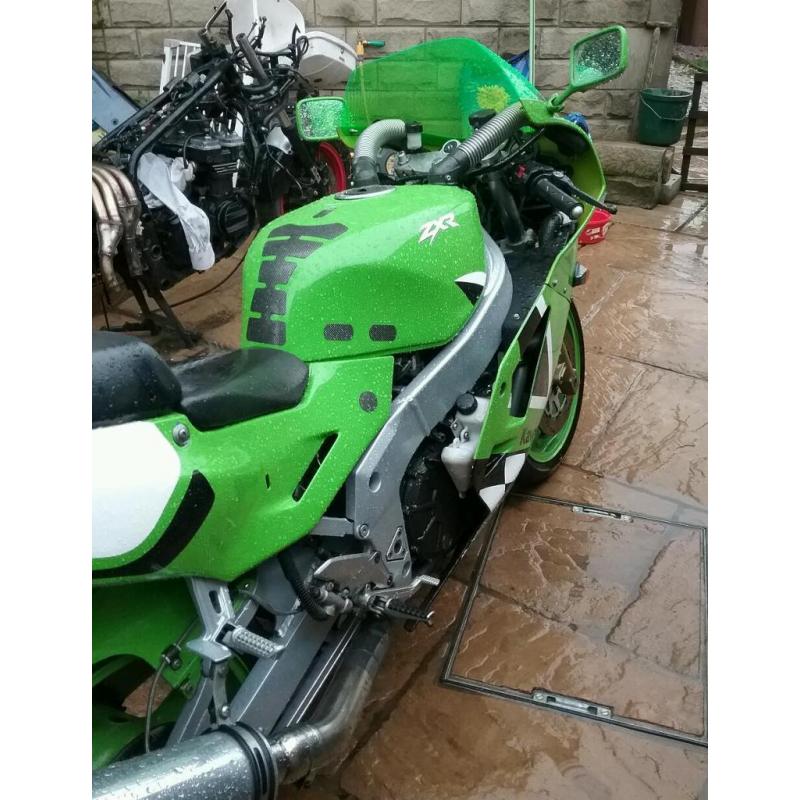 Kawasaki zxr750h1 (for sale or breaking)