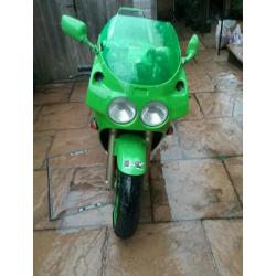 Kawasaki zxr750h1 (for sale or breaking)