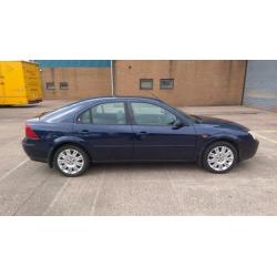 Ford Mondeo Ghia 2.0 petrol