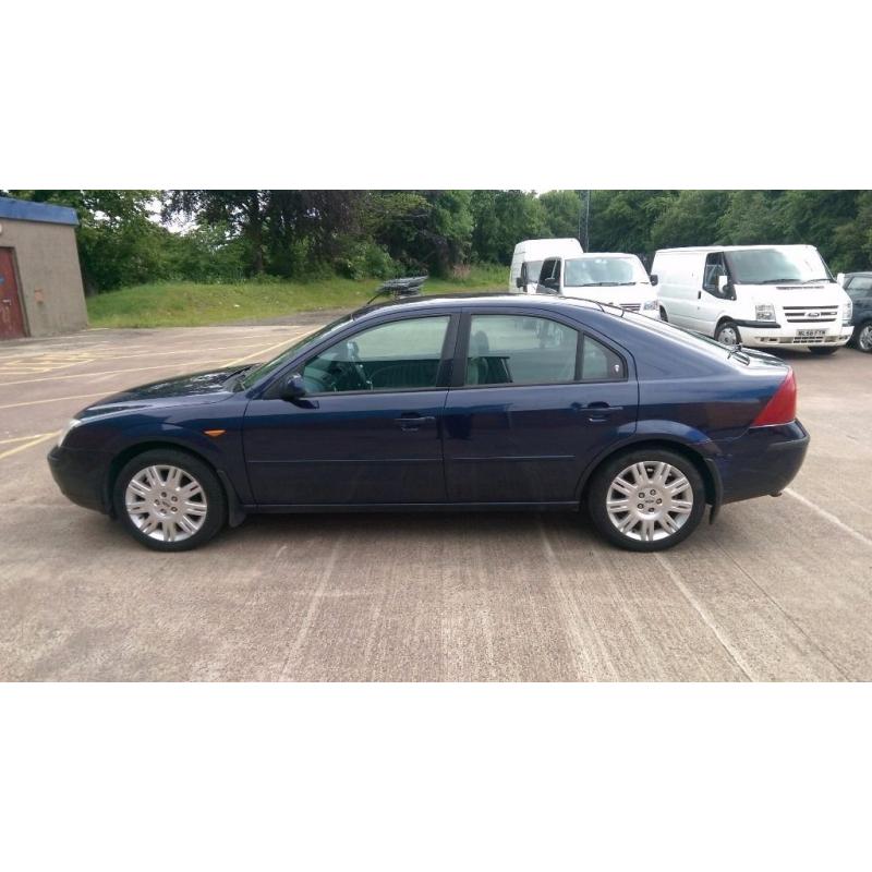 Ford Mondeo Ghia 2.0 petrol