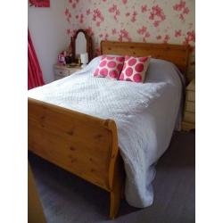 DUCAL SOLID PINE DOUBLE SLEIGH BED